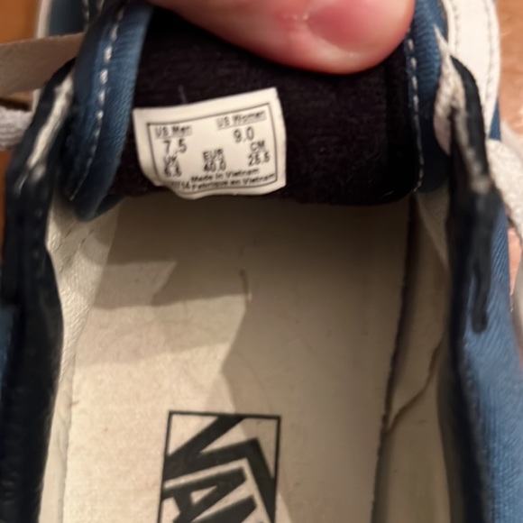 Vans Lace Ups - Picture 3 of 5